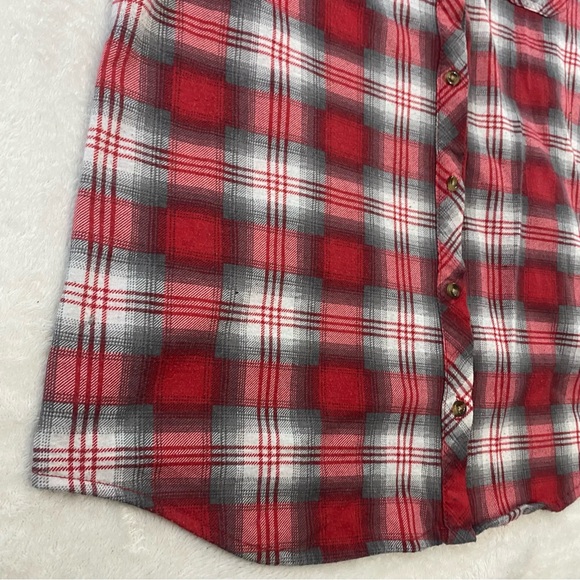 Tattoo Women's Red White Plaid Button Up Short Sleeve Size XL - Picture 7 of 12